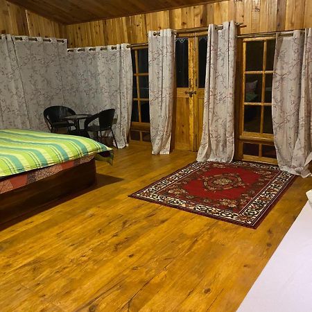 Log Cabin In The Woods Bed and Breakfast Gangtok Esterno foto