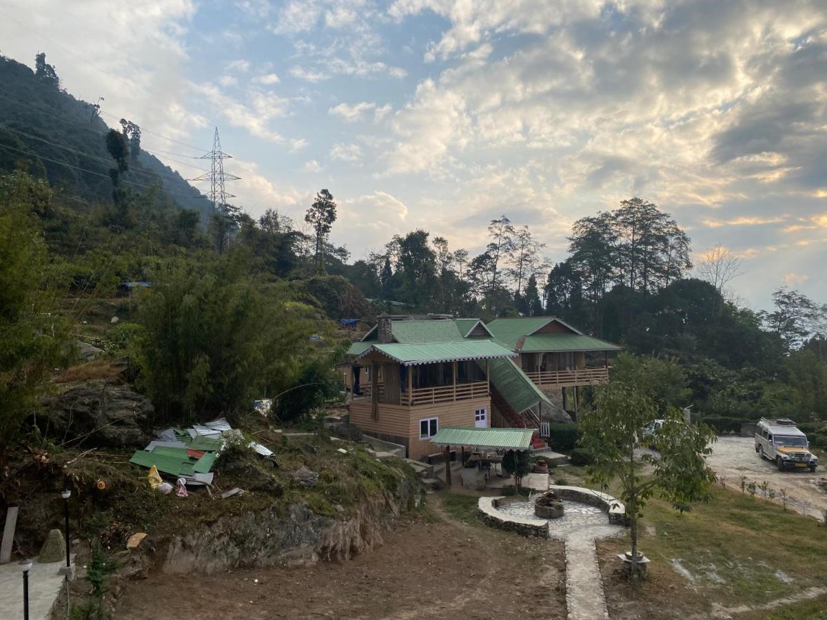 Log Cabin In The Woods Bed and Breakfast Gangtok Esterno foto